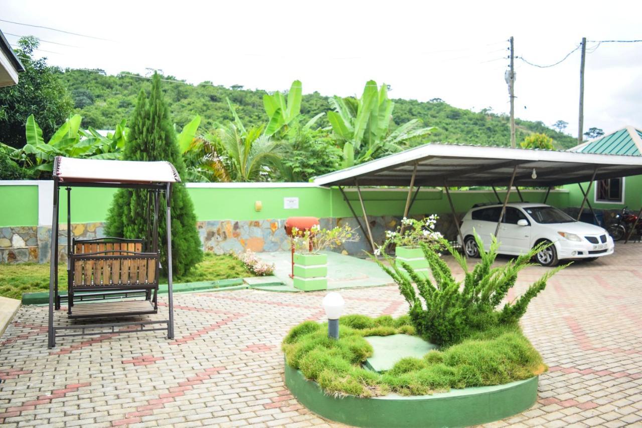 3A'S Guest House Oko Sombo Exterior foto