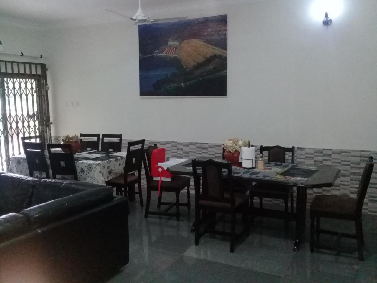 3A'S Guest House Oko Sombo Exterior foto