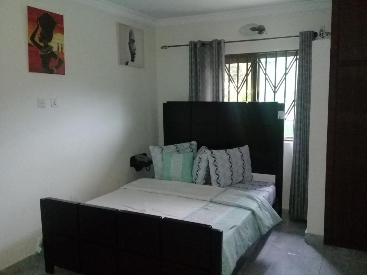 3A'S Guest House Oko Sombo Exterior foto