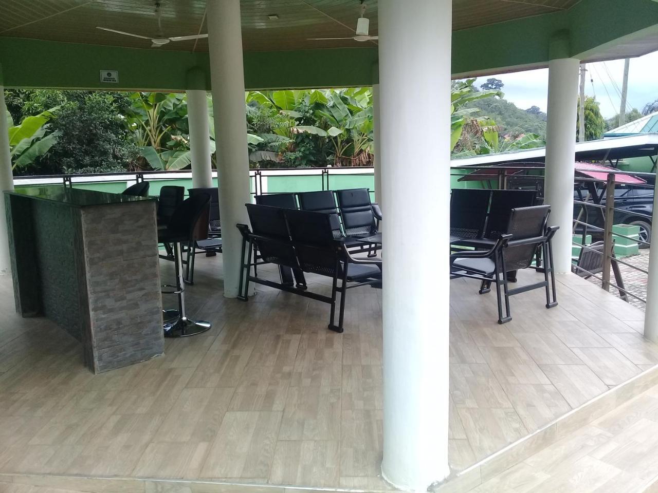 3A'S Guest House Oko Sombo Exterior foto