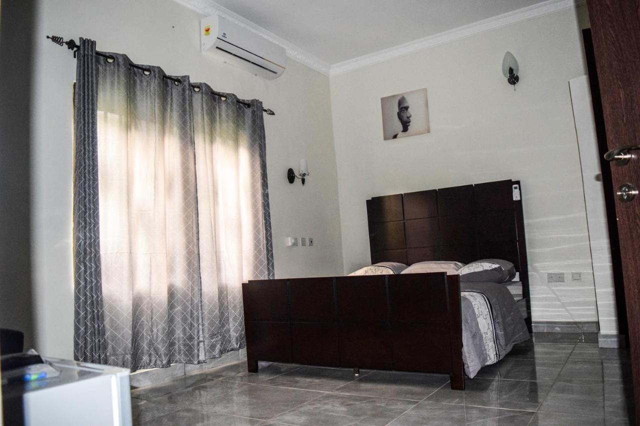 3A'S Guest House Oko Sombo Exterior foto