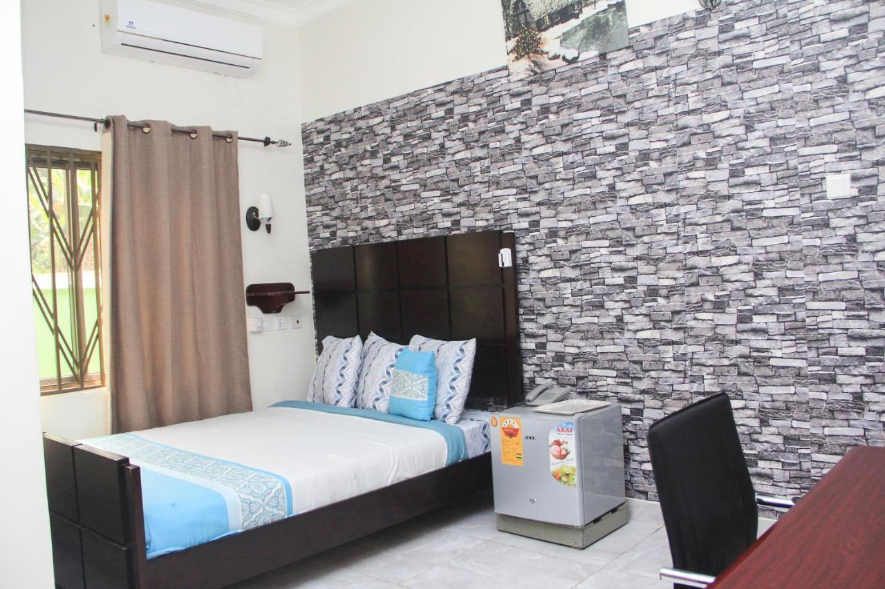 3A'S Guest House Oko Sombo Exterior foto